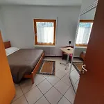 Lunga Via Delle Dolomiti 게스트하우스 Calalzo di Cadore