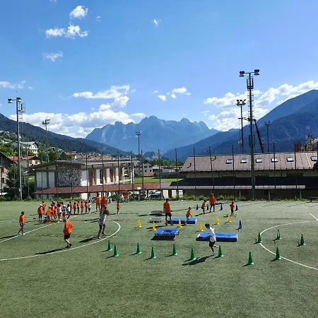 Lunga Via Delle Dolomiti Konukevi *