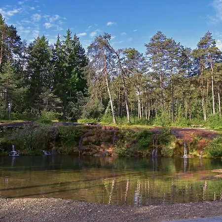 Pensión Lunga Via Delle Dolomiti *