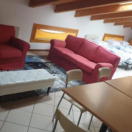 Lunga Via Delle Dolomiti Guest house