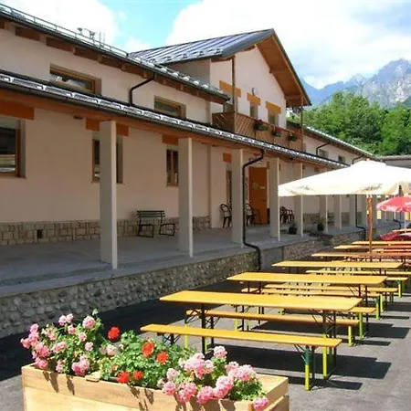 Penzion Lunga Via Delle Dolomiti